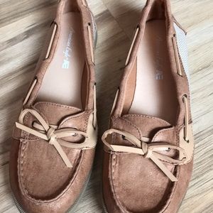Women’s Size 9 American Eagle Boat Shoes